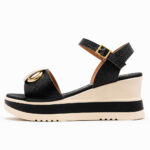 Oh My Sandals 5984 Μαύρο Πέδιλο - Πλατφόρμα με Μεταλλικό Διακοσμητικό
